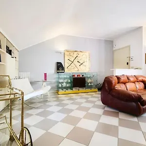 Art & Design In Centro Storico Appartamento
